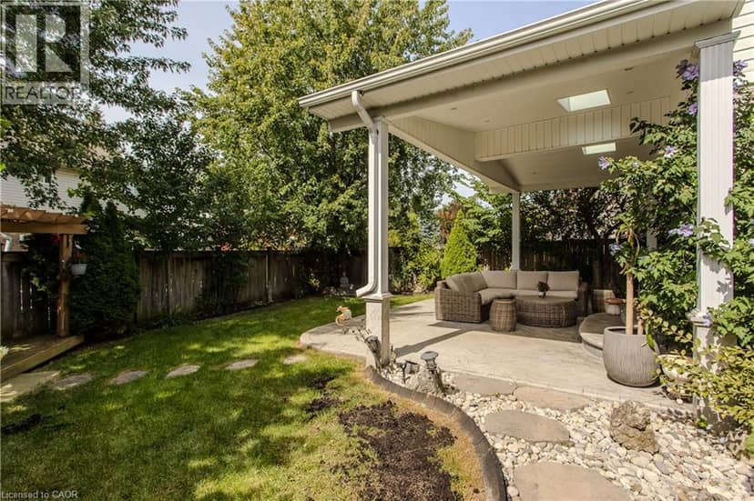 2194 BERWICK Drive — photo 30 of 33