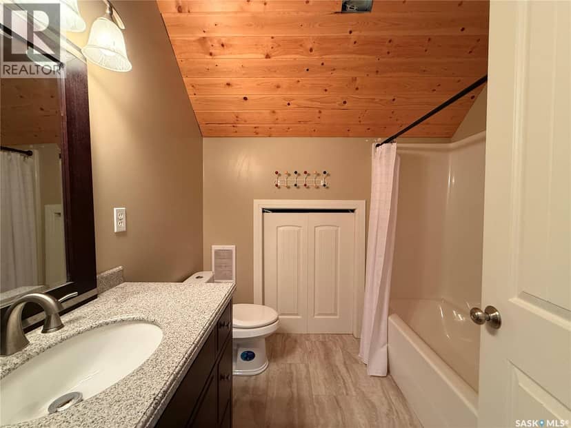 524 Vivian BAY — photo 34 of 40