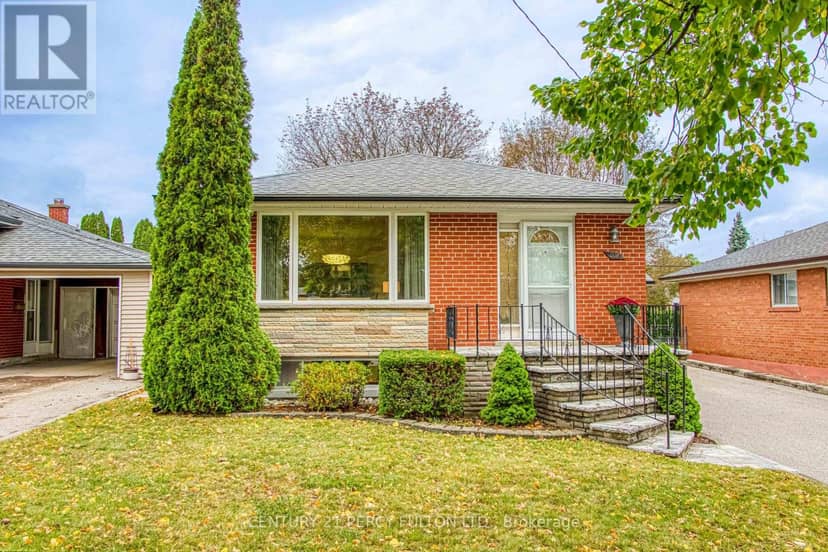 32 Bromton Drive, Toronto, photo 3