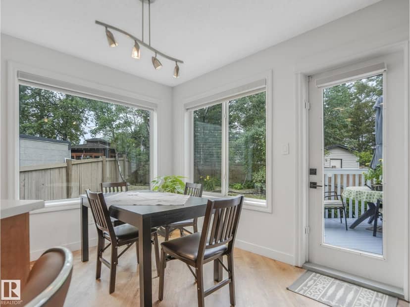 167 Hayward Cr NW — photo 13 of 40