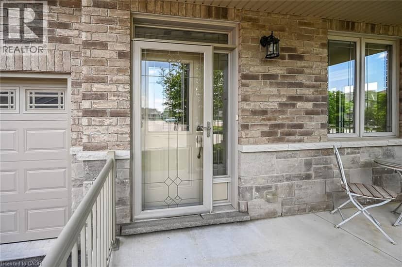 14 ECKER Lane — photo 3 of 40