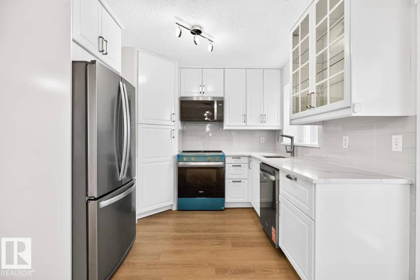 15826 67B ST NW — photo 16 of 40