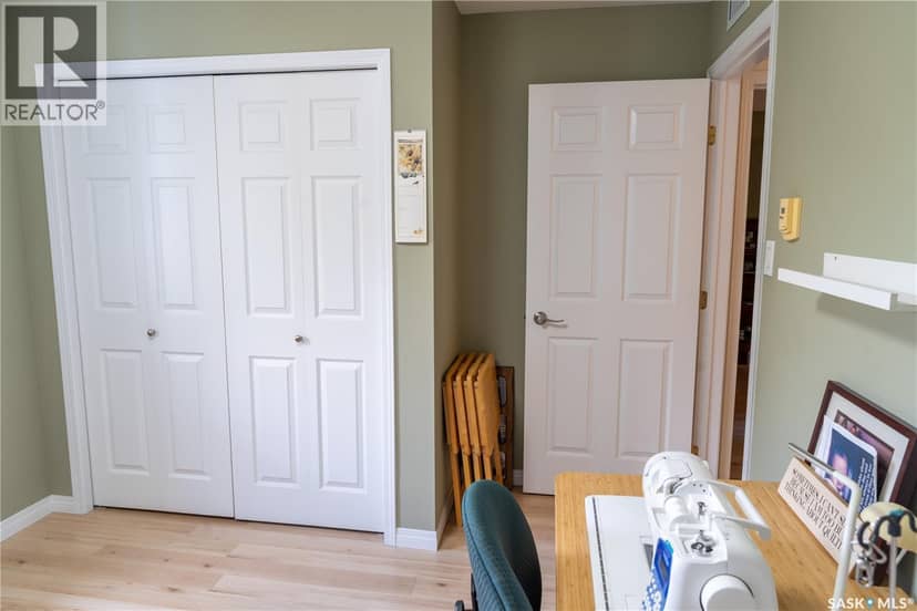 324 305 Pinehouse DRIVE — photo 17 of 24