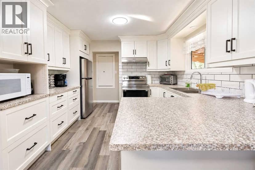 1619 21 Street — photo 10 of 40