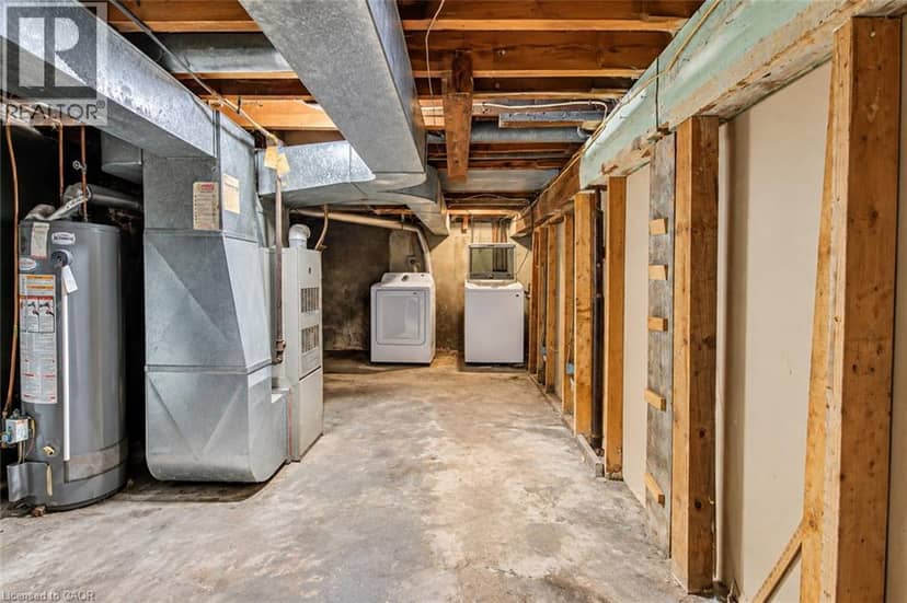 46 MAITLAND Street — photo 13 of 21