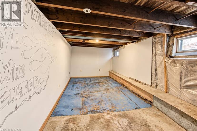 46 MAITLAND Street — photo 15 of 21