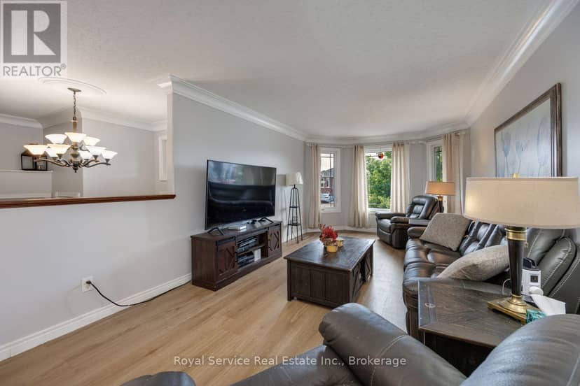 2690 Foxmeadow Road — photo 9 of 40