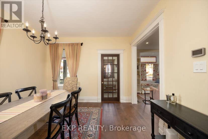 4105 Catherine Street — photo 19 of 40