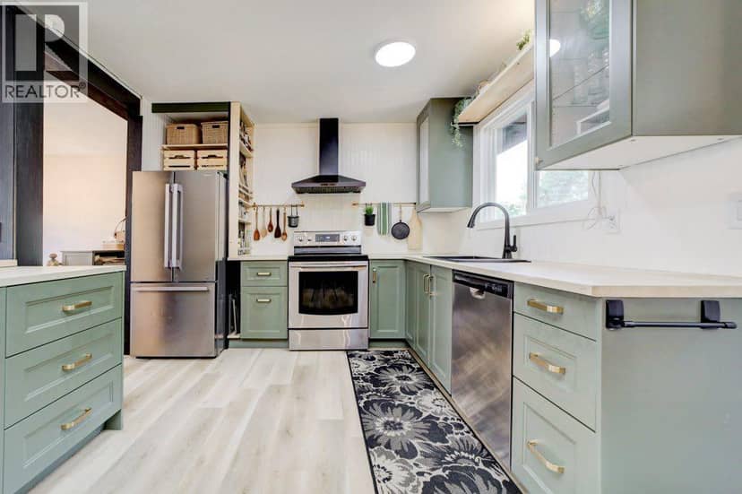 609 230 Street — photo 16 of 40