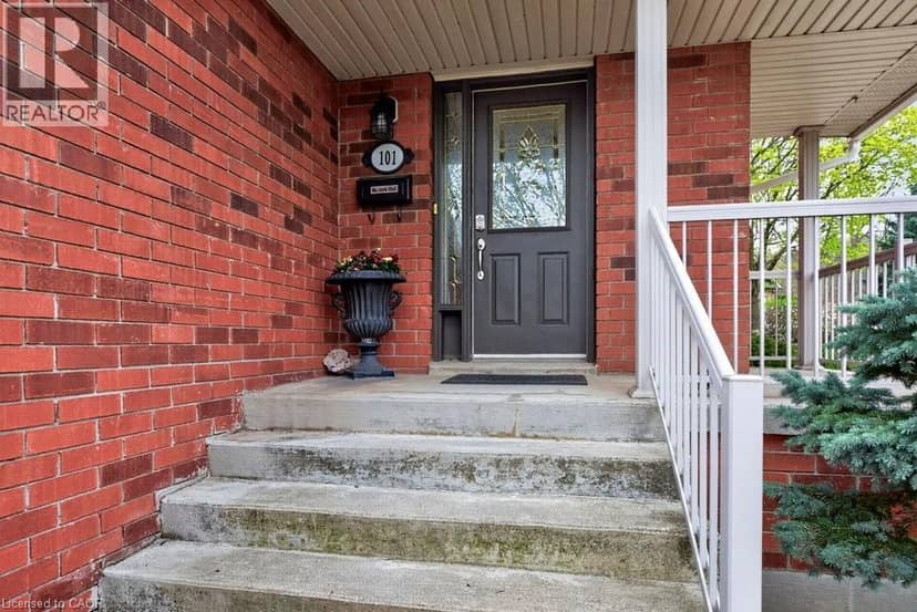 100 BEDDOE Drive Unit# 101 — photo 3 of 40