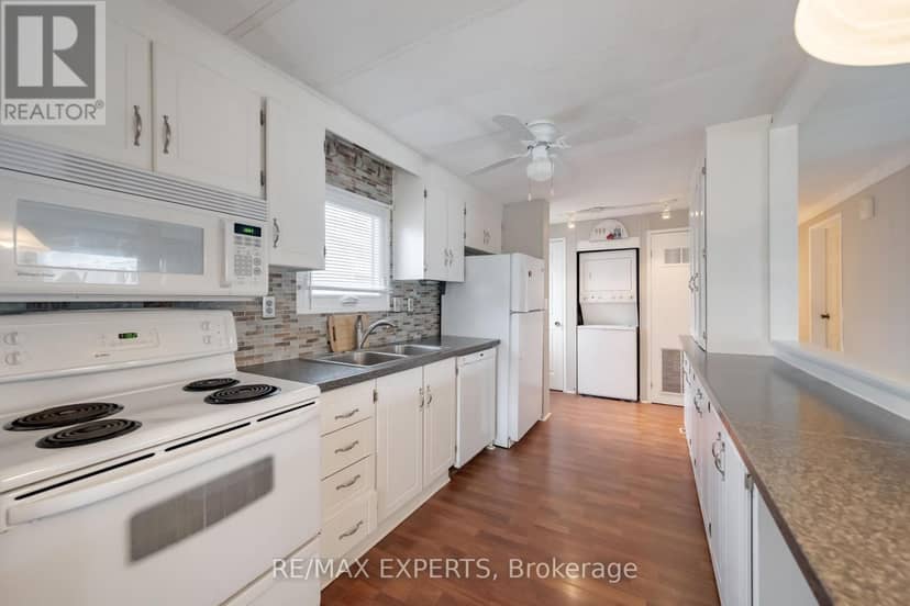 77 Linden Lane — photo 29 of 31