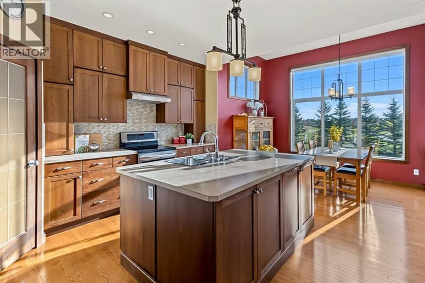 680 Coopers Square SW — photo 10 of 40