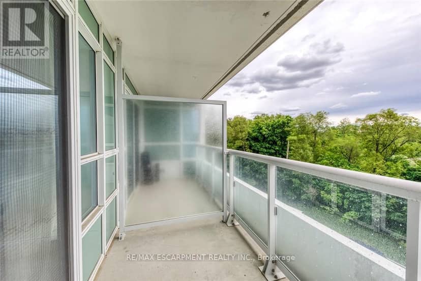 309 - 10 Wilby Crescent — photo 13 of 14