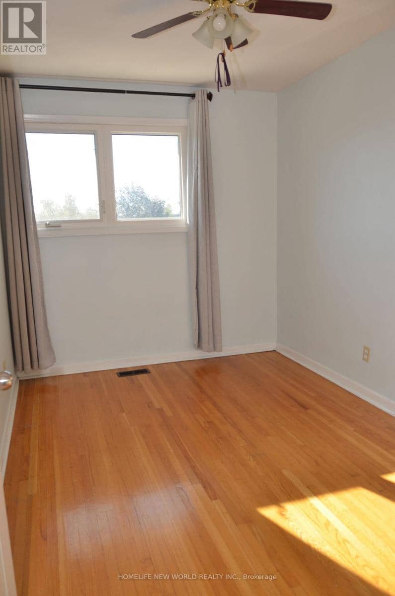 138 Lindylou Road, Toronto, photo 4