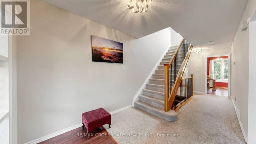 27 Hagerman Boulevard — photo 14 of 34