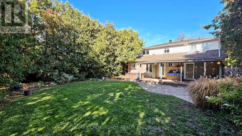 27 Hagerman Boulevard — photo 26 of 34