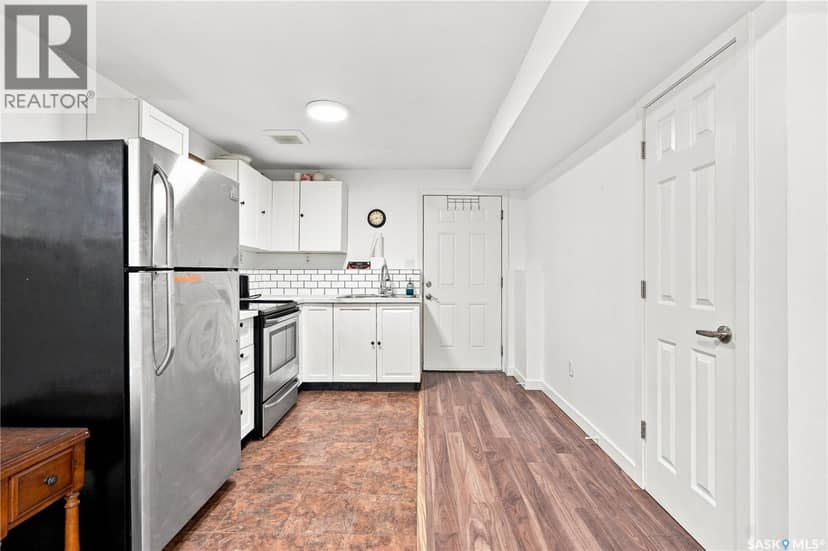 455 Hastings CRESCENT — photo 30 of 40