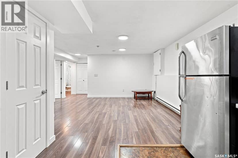 455 Hastings CRESCENT — photo 31 of 40