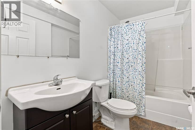 455 Hastings CRESCENT — photo 37 of 40