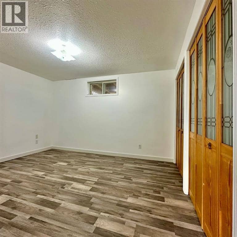 9120 96 Avenue — photo 31 of 40