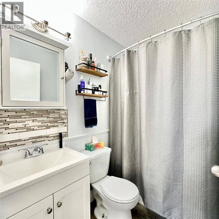 9120 96 Avenue — photo 15 of 40