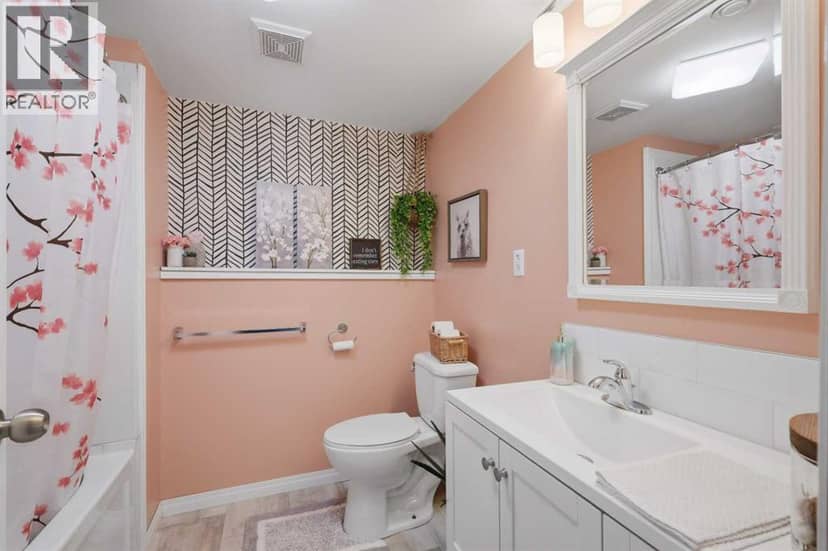 3809 52 Avenue — photo 21 of 27