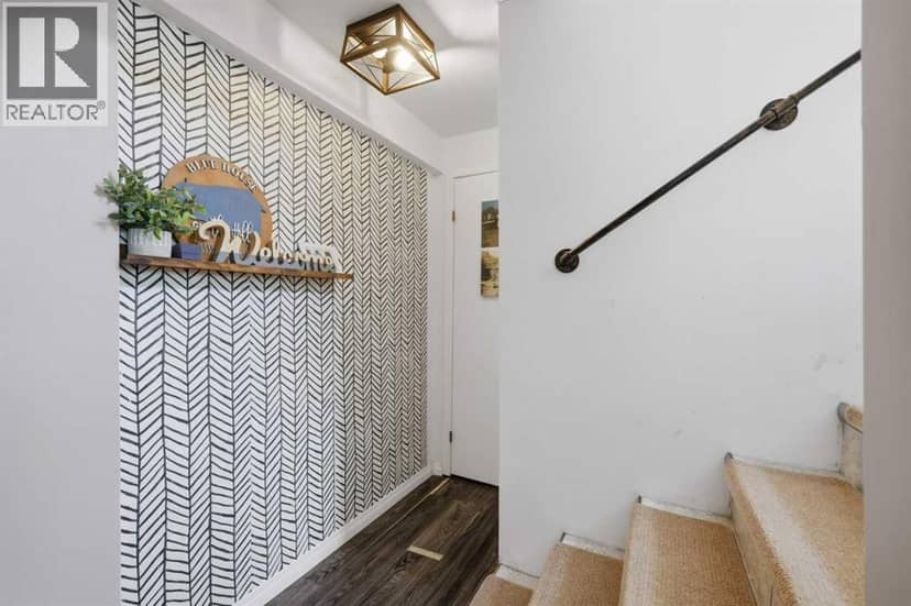 3809 52 Avenue — photo 18 of 27