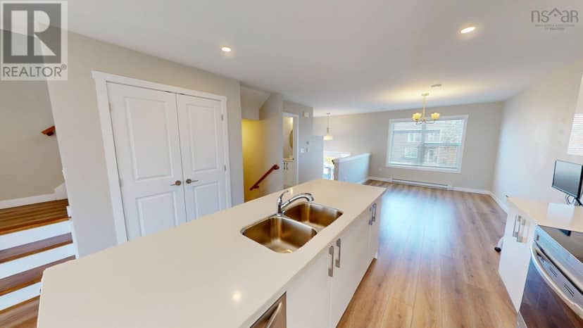 126 Cortland Ridge — photo 3 of 25