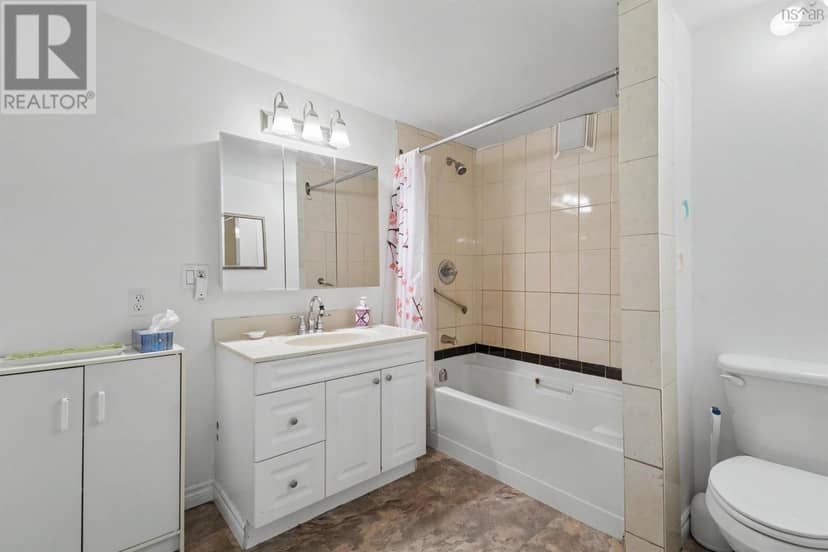 252 Crestdale Drive — photo 10 of 40