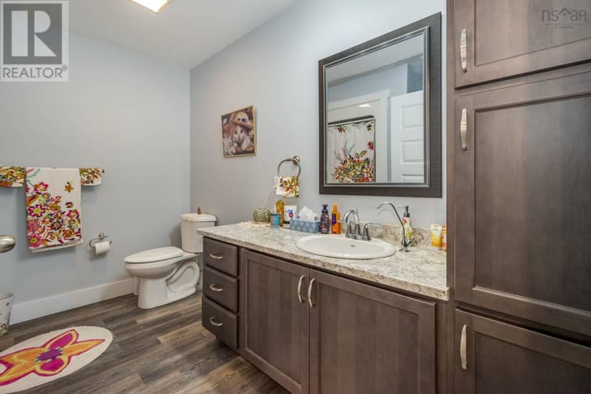 166 Blainedale Drive — photo 15 of 37