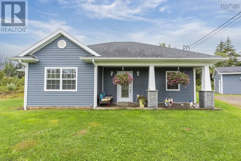 166 Blainedale Drive, Salmon River, photo 3