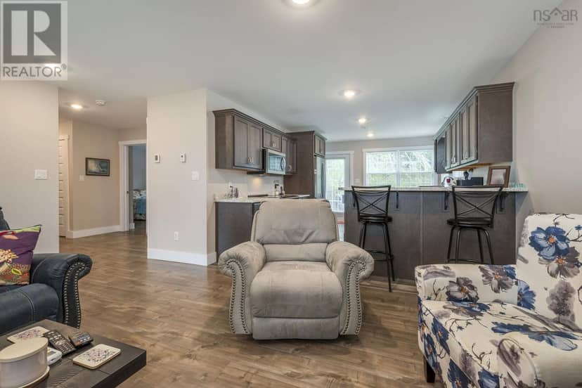 166 Blainedale Drive, Salmon River, photo 8