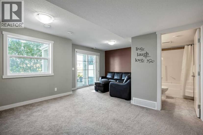 554 Redstone View NE — photo 17 of 24