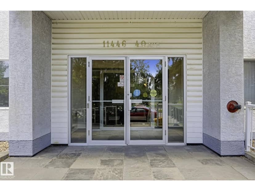 11446 40 AV NW NW, Edmonton