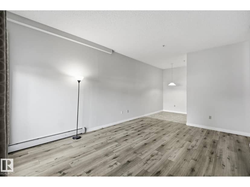 11446 40 AV NW NW — photo 14 of 36