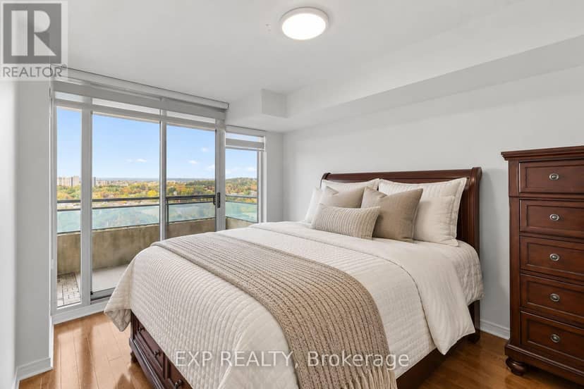 1214 - 350 Red Maple Road, Richmond Hill, photo 6
