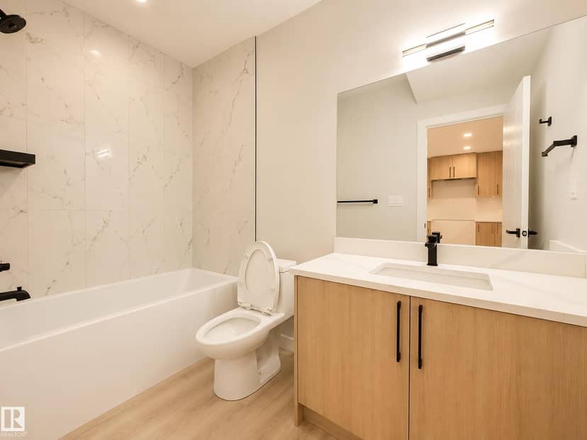 10627 149 ST NW — photo 30 of 33