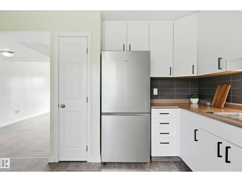 3220 44A ST NW, Edmonton, photo 8