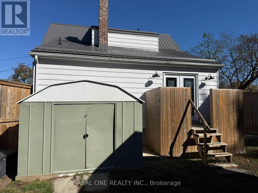 337 Victoria Avenue — photo 17 of 20