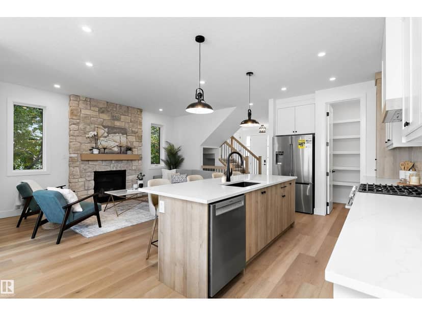 14512 86 AV NW — photo 12 of 40