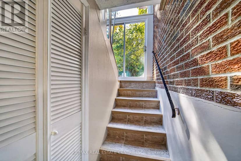 3068 Franze Drive — photo 38 of 40