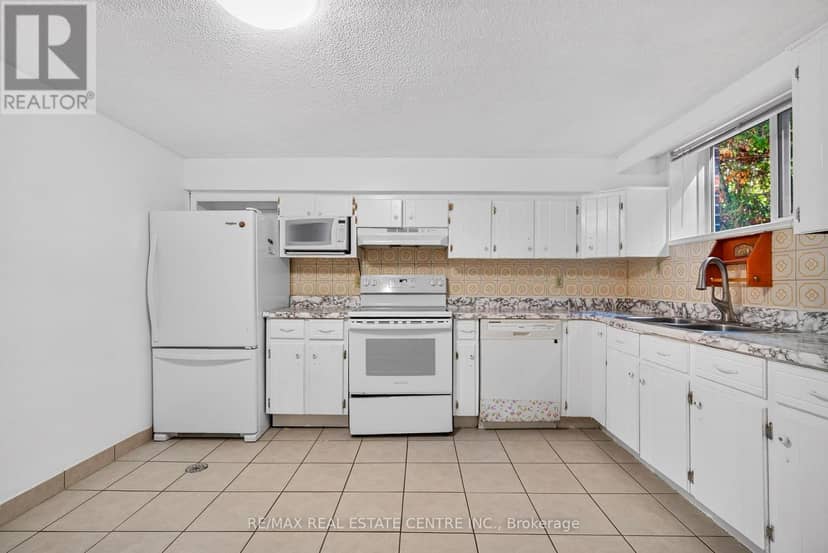 3068 Franze Drive — photo 36 of 40