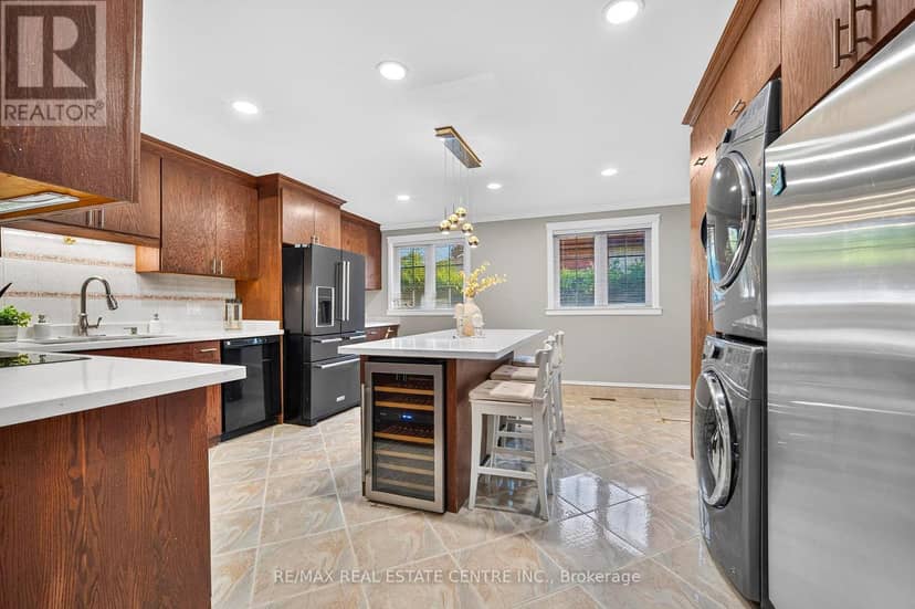 3068 Franze Drive — photo 9 of 40