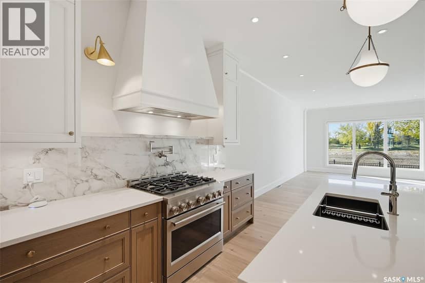 14 350 Cartwright STREET — photo 10 of 40