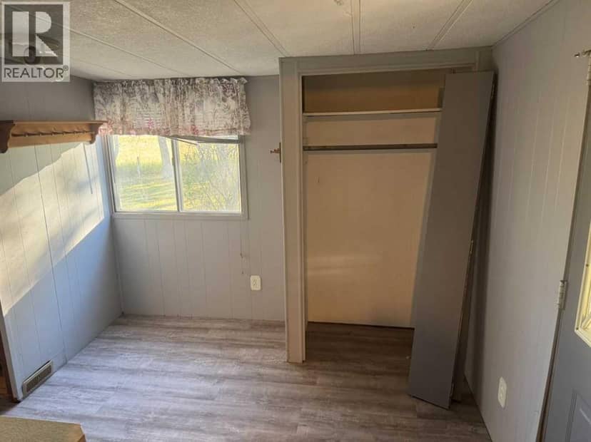 28159 Township Road 300 Township — photo 25 of 40