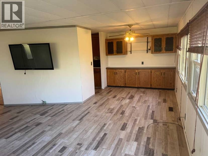 28159 Township Road 300 Township — photo 15 of 40