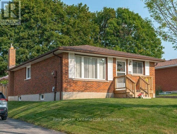 22 Mountford Drive, Guelph, photo 3