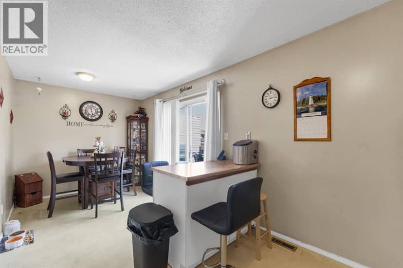 908 Ross Glen Drive SE — photo 37 of 40