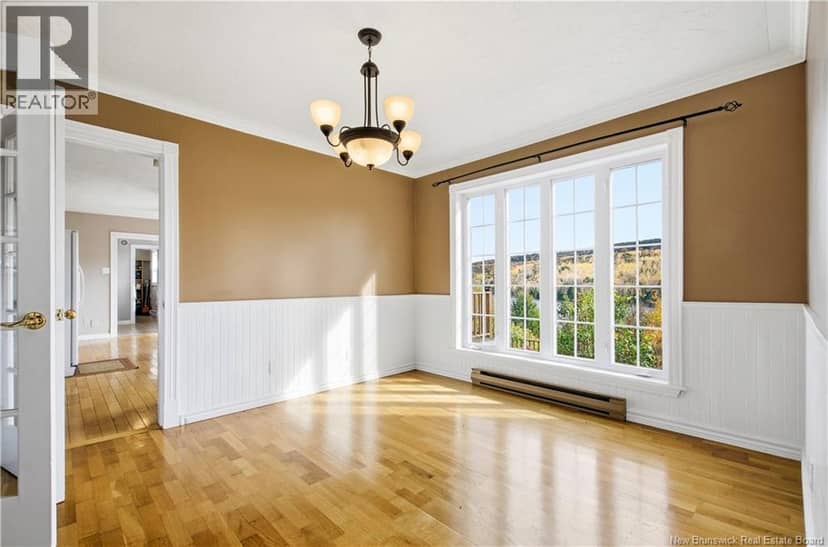 18 Hillview Street, Upper Kingsclear, photo 7