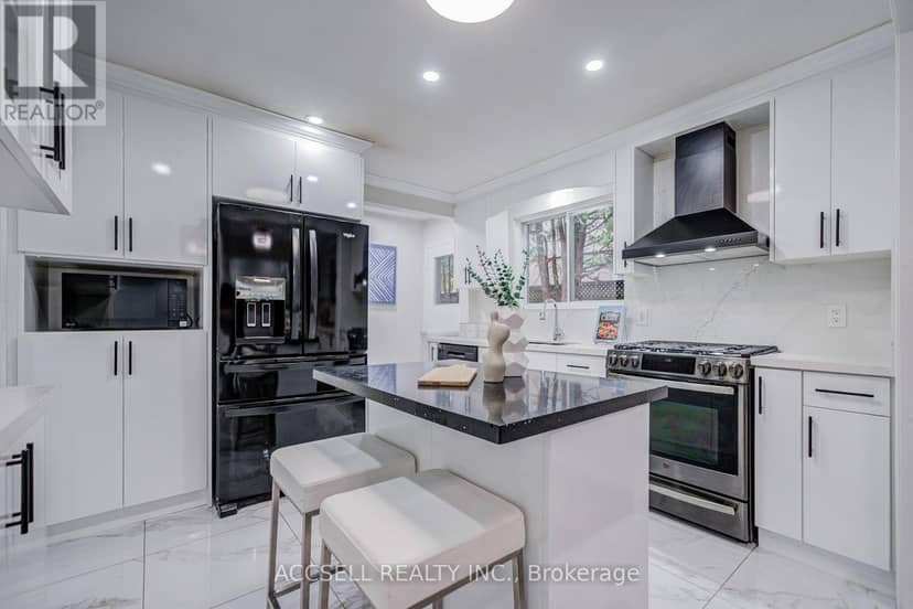 440 Sunset Drive — photo 11 of 40